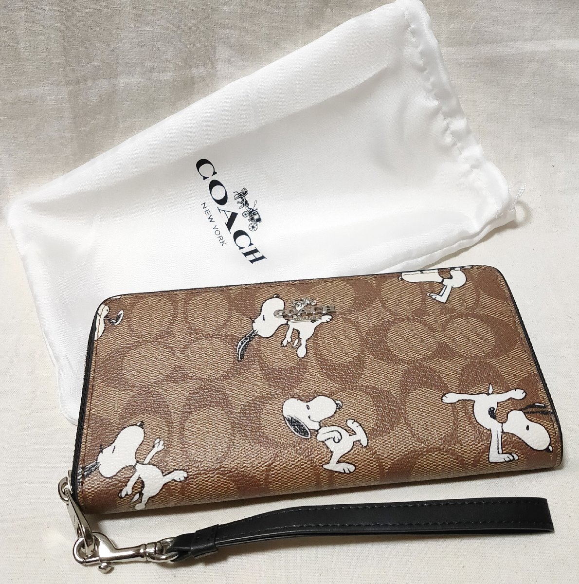 Yahoo!オークション -「COACH スヌーピー 財布」の落札相場