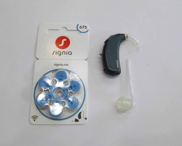 ■ PHONAK/フォナック 耳掛け型補聴器 Phonak Naida V30-UP 高度~重度難聴 ■新品電池付き■即決送料込み