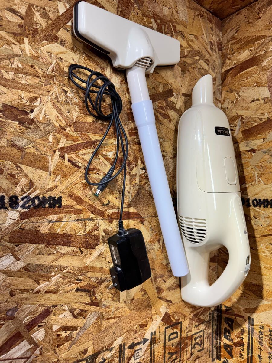 makita 充電式クリーナー コードレス 掃除機 4076D マキタ 充電式クリーナー コードレス 掃除機 4076D - メルカリ