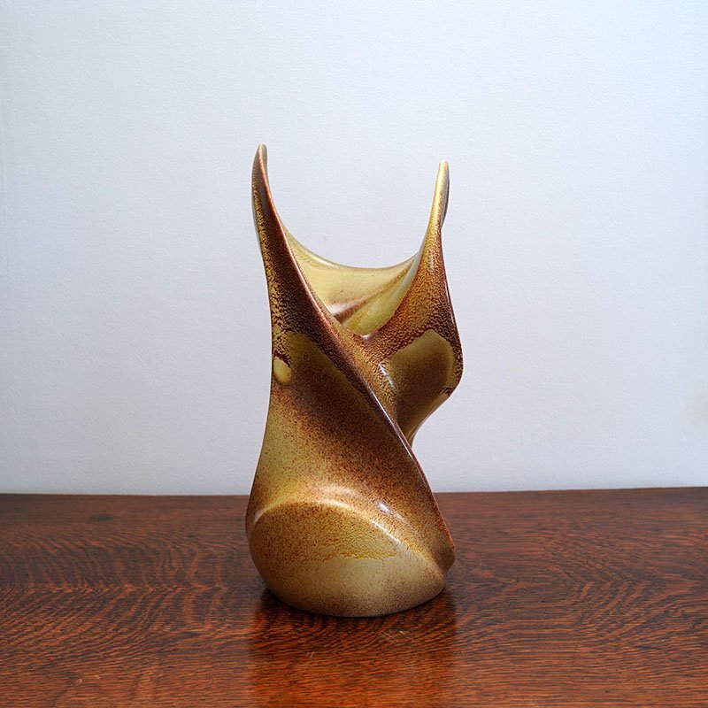 Bertoncello Ceramiche d’Arte /Large Vortex Vase /Italy /1960s ベルトンチェロ アートセラミックス イタリア フラワーベース 花器 花瓶 Bertoncello Ceramiche d’Arte /Large Vortex Vase /Italy /1960s ベルトンチェロ アートセラミックス イタリア フラワーベース 花器 花瓶