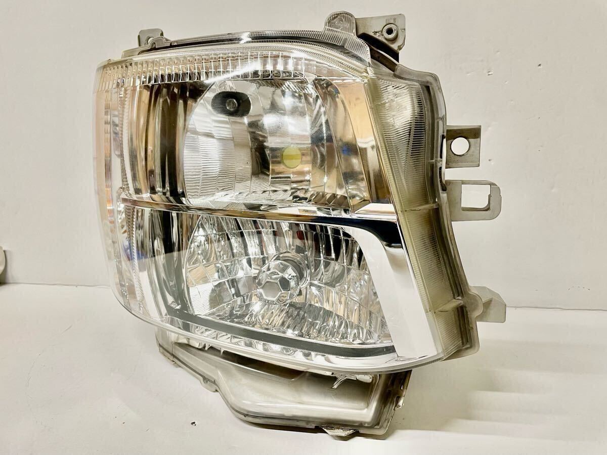 ◎ 良好 200系 ハイエース バン 3型 純正 HID ヘッドライト 左右セット スーパーGL 刻印 65 ヘッドランプ バラスト バーナー 26-129 自 ◎ 良好 200系 ハイエース バン 3型 純正 HID ヘッドライト 左右セット スーパーGL 刻印 65 ヘッドランプ バラスト バーナー 26-129 自