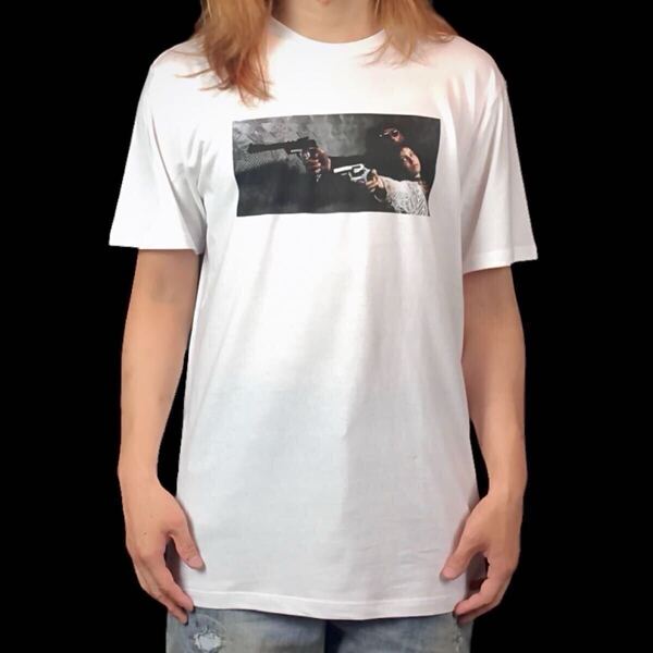 新品 LEON レオン マチルダ ジャンレノ ナタリーポートマン ピストル 射撃 殺し屋訓練 リュックベッソン映画 Tシャツ ユニセックス Mサイズ