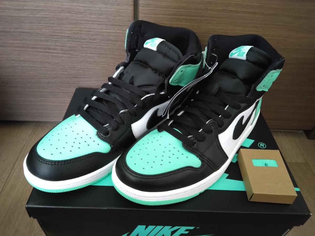 日本品薄・希少! NIKE エア ジョーダン AIR JORDAN 1 エメラルド Yahoo!オークション -「ジョーダン1 エメラルド」の落札相場