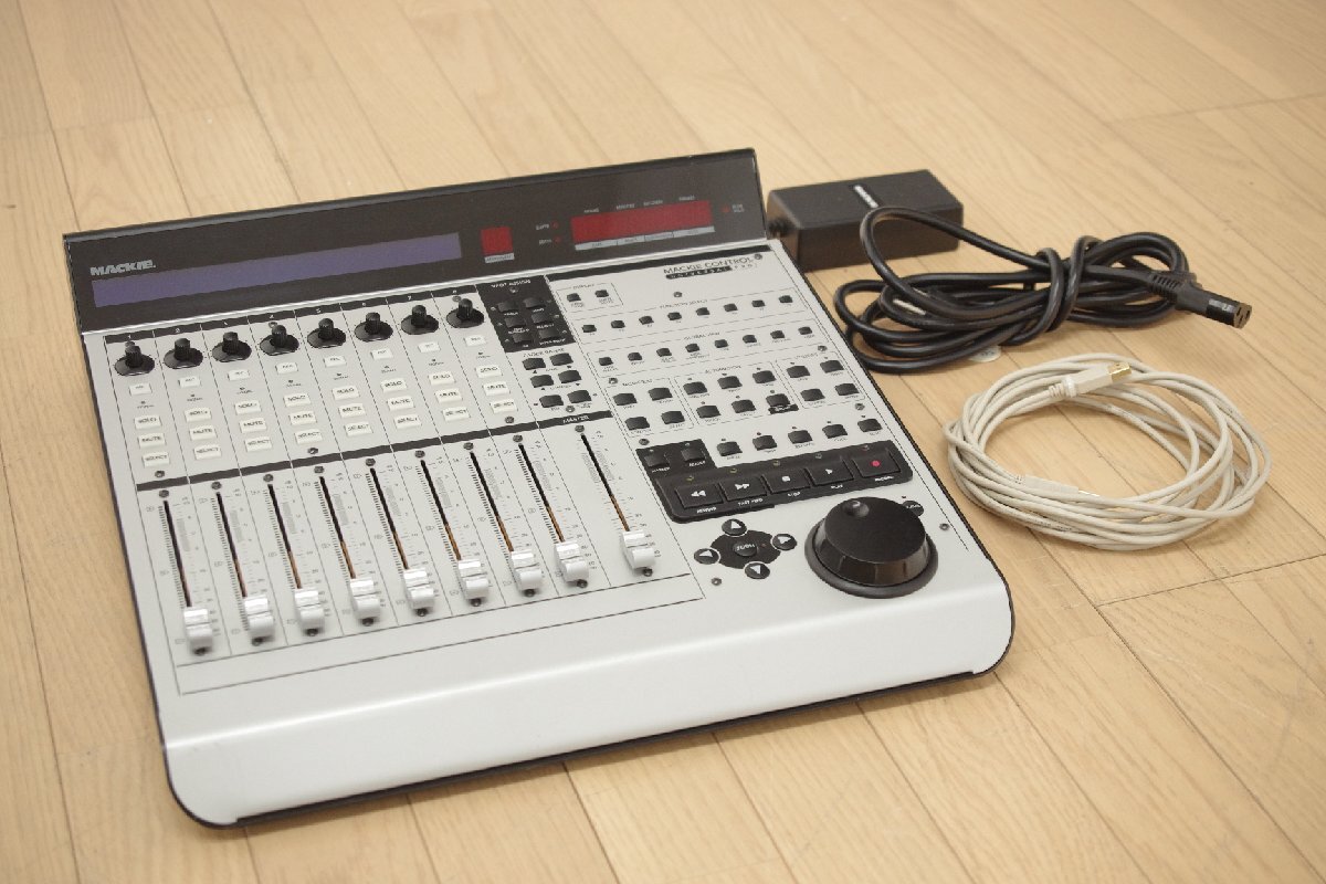 セール 一番安い Yahoo!オークション universal」(DTM、DAW control -「mackie DTM・DAW