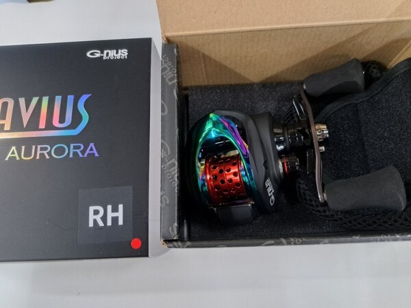 新品 グラビアス k.imae オーロラ KTF レッド 2025モデル 8.1R (RH、ライトハンドル)ジーニアス GRAVIUS