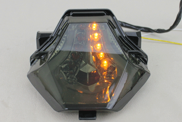 YZF-R25 MT-25 LEDスモークテールランプ ウインカー付 YZF-R3 MT-07 MT-03 LEDテールランプ YAMAHA YZF-R25 MT-25 LEDスモークテールランプ ウインカー付 YZF-R3 MT-07 MT-03 LEDテールランプ YAMAHA