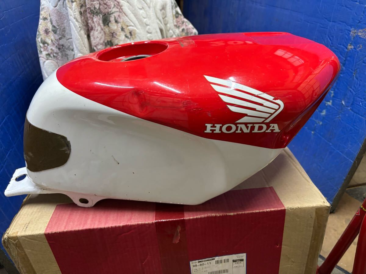 Yahoo!オークション -「nsr250r mc21 ガソリンタンク」の落札 Yahoo!オークション -「nsr250r mc21 ガソリンタンク」の落札