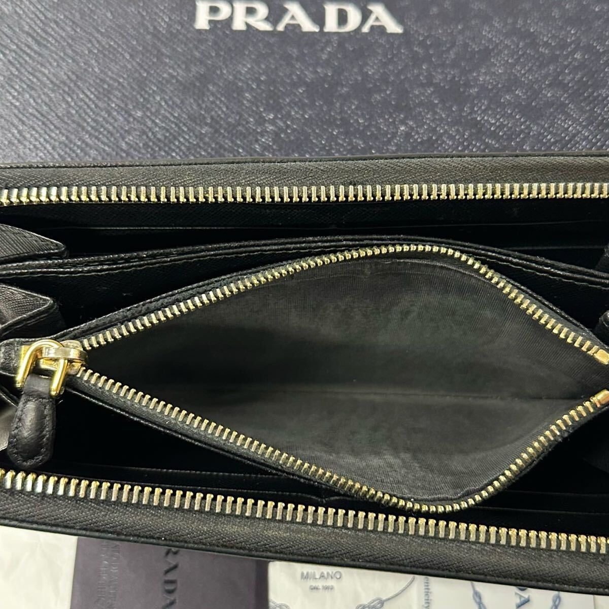 プラダ PRADA 財布 長財布 サフィアーノ ラウンドファスナー メンズ プラダ PRADA 財布 長財布 サフィアーノ ラウンドファスナー メンズ