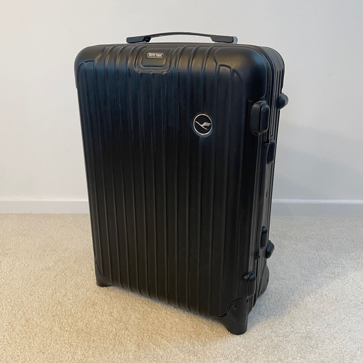 Yahoo!オークション -「rimowa salsa 35l マットブラック Yahoo!オークション -「rimowa salsa 35l マットブラック