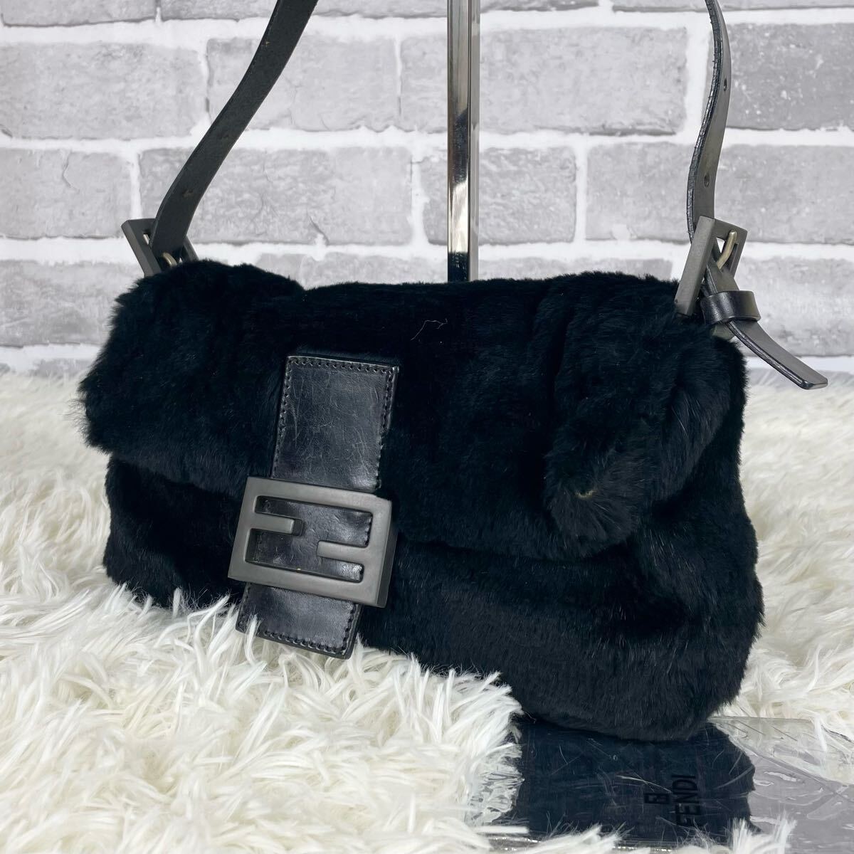 Yahoo!オークション -「fendi ファー バッグ」(かばん、バッグ Yahoo!オークション -「fendi ファー バッグ」(かばん、バッグ