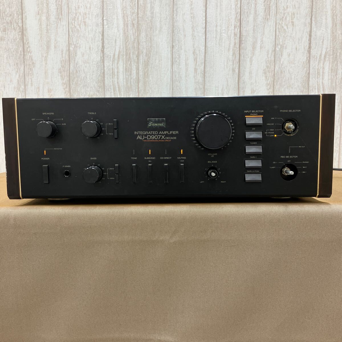 Yahoo!オークション -「au-d907x」の落札相場・落札価格 Yahoo!オークション -「au-d907x」の落札相場・落札価格