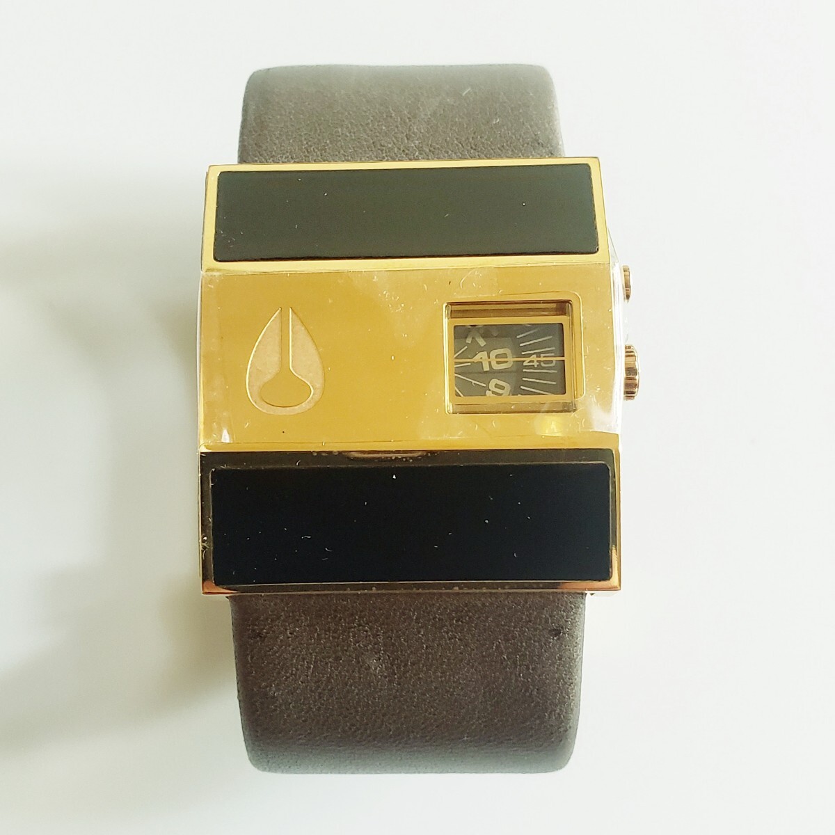 Yahoo!オークション -「nixon rotolog」の落札相場・落札価格 Yahoo!オークション -「nixon rotolog」の落札相場・落札価格