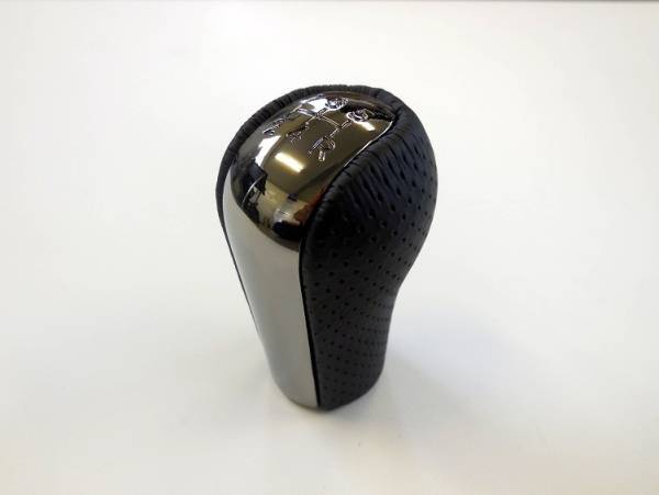 【新品】10系 ヴィッツ RS 後期 トヨタ純正 シフトノブ 5MT車 メッキ&パンチングレザー 他車流用に☆ 全長 約85mm シフトレバー M12