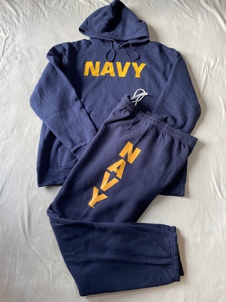 即決、新品未使用、US NAVY トレーニングパーカーXL+パンツL スウエットトレーニング上下 裏起毛 PX 米軍 横須賀より GIM,RUN,