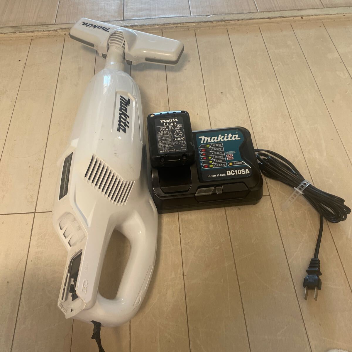 Yahoo!オークション -「マキタ cl107fd」(掃除機一般) (掃除)の