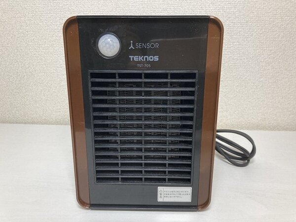 送料込み ■ ミニセラミックヒーター 人感センサー付 700W 消臭除菌 空気清浄 転倒OFFスイッチ テクノス TEKNOS TST-705 ブラウン