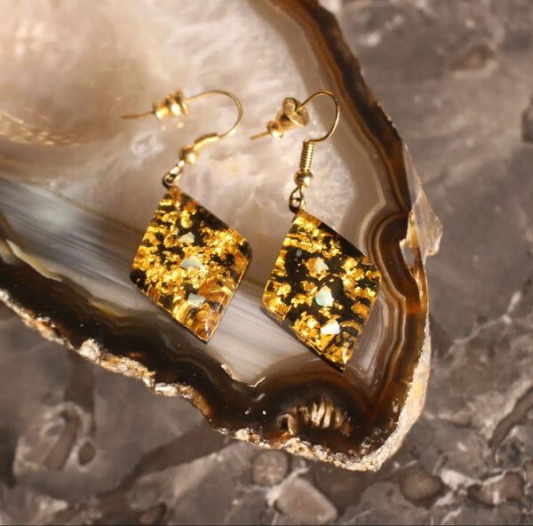 USA VINTAGE CLEAR GLASS GOLD LEAF DESIGN EARRING/アメリカ古着クリアガラス金箔デザインピアス