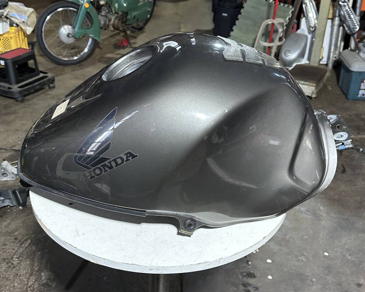 2025年最新】Yahoo!オークション -cbr1100xx タンクの中古品 2025年最新】Yahoo!オークション -cbr1100xx タンクの中古品