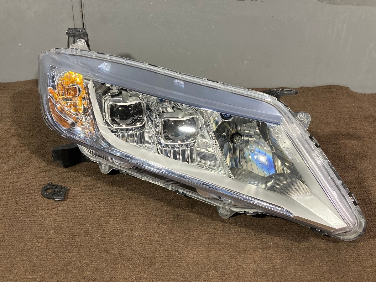 HONDA グレイス GM4 ヘッドライト 美品/破損無 グレイス GM4 後期 ヘッドライト 左 左側