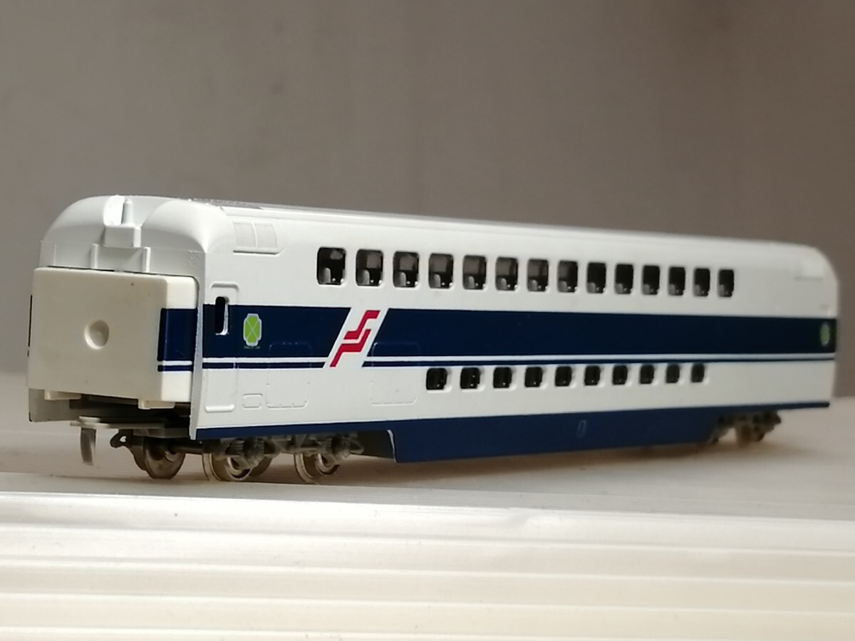 Amazon.co.jp: 希少TOMIX 123形 9000番代試作車 92031 国鉄 100