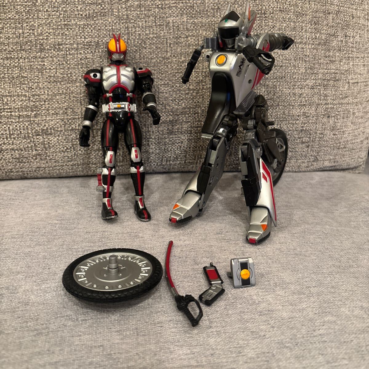 未使用品】仮面ライダーファイズ&オートバジン S-RHF01 - メルカリ