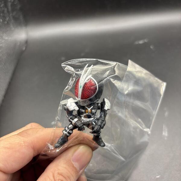 仮面ライダー フィギュア 黒 赤 約10cm