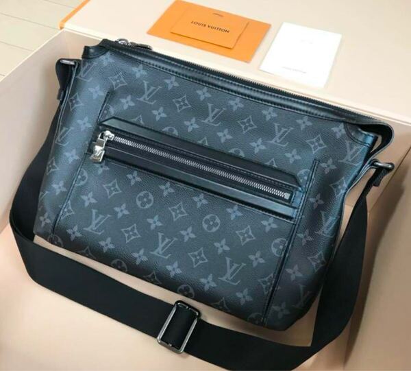 Louis Vuitton Odyse PM エクリプス メッセンジャー