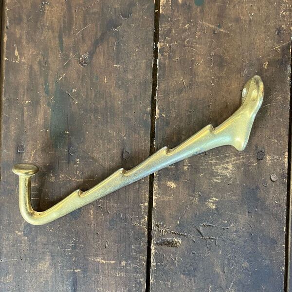 【VINTAGE】ハンガーフック 壁掛け ウォールフック 店舗什器 アンティーク 古着 US 店舗什器 古道 vintage アルミ合金 ゴールド