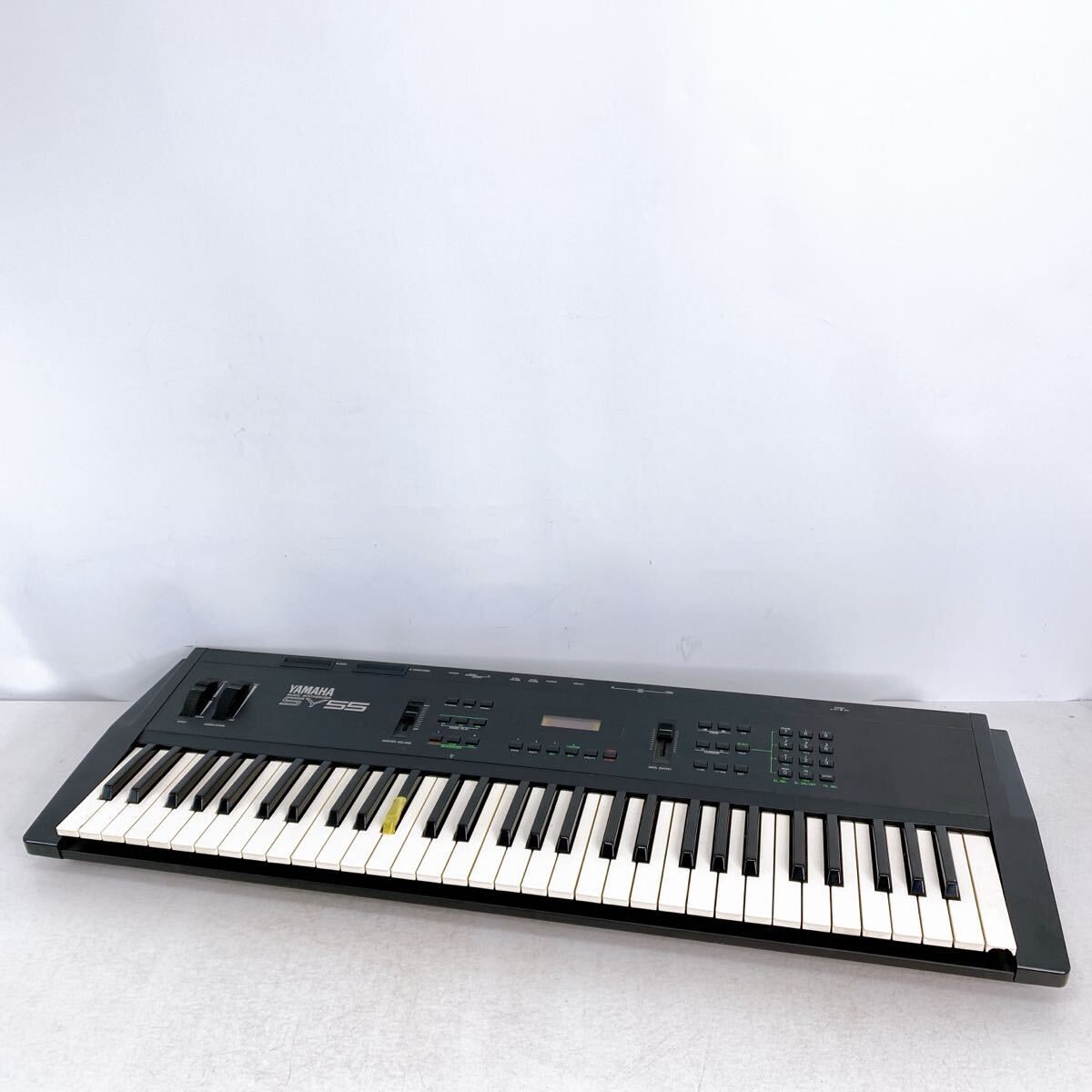 美品 YAMAHA ヤマハ シンセサイザー SY55 ケース データカード付 美品 YAMAHA ヤマハ シンセサイザー SY55 ケース データカード付
