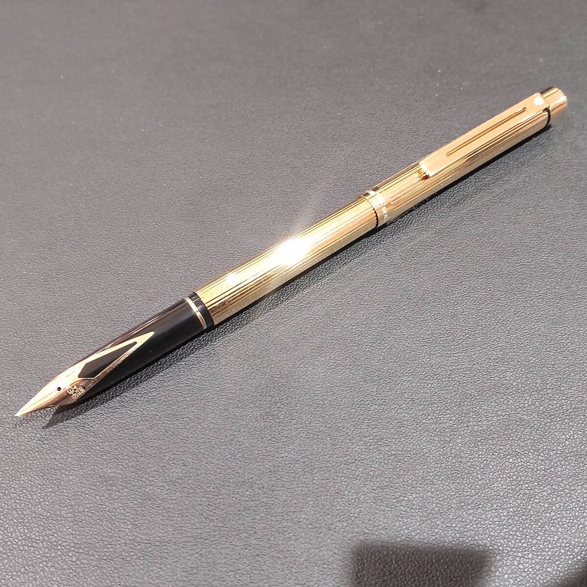 Yahoo!オークション -「sheaffer targa」(シェーファー) (万年筆 Yahoo!オークション -「sheaffer targa」(シェーファー) (万年筆