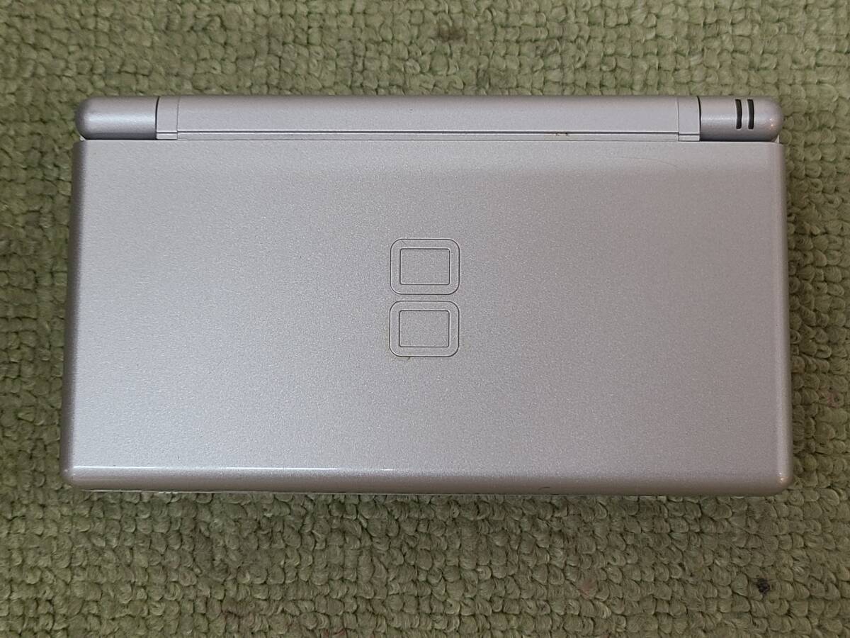 Yahoo!オークション -「ニンテンドーds lite グロス シルバー Yahoo!オークション -「ニンテンドーds lite グロス シルバー