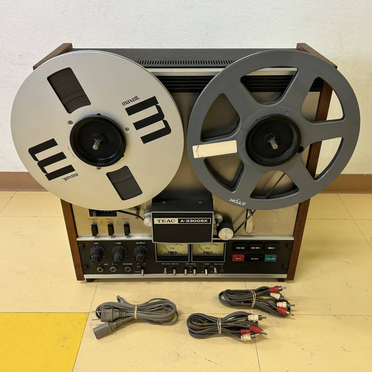Yahoo!オークション -「teac a-3300sx」の落札相場・落札価格