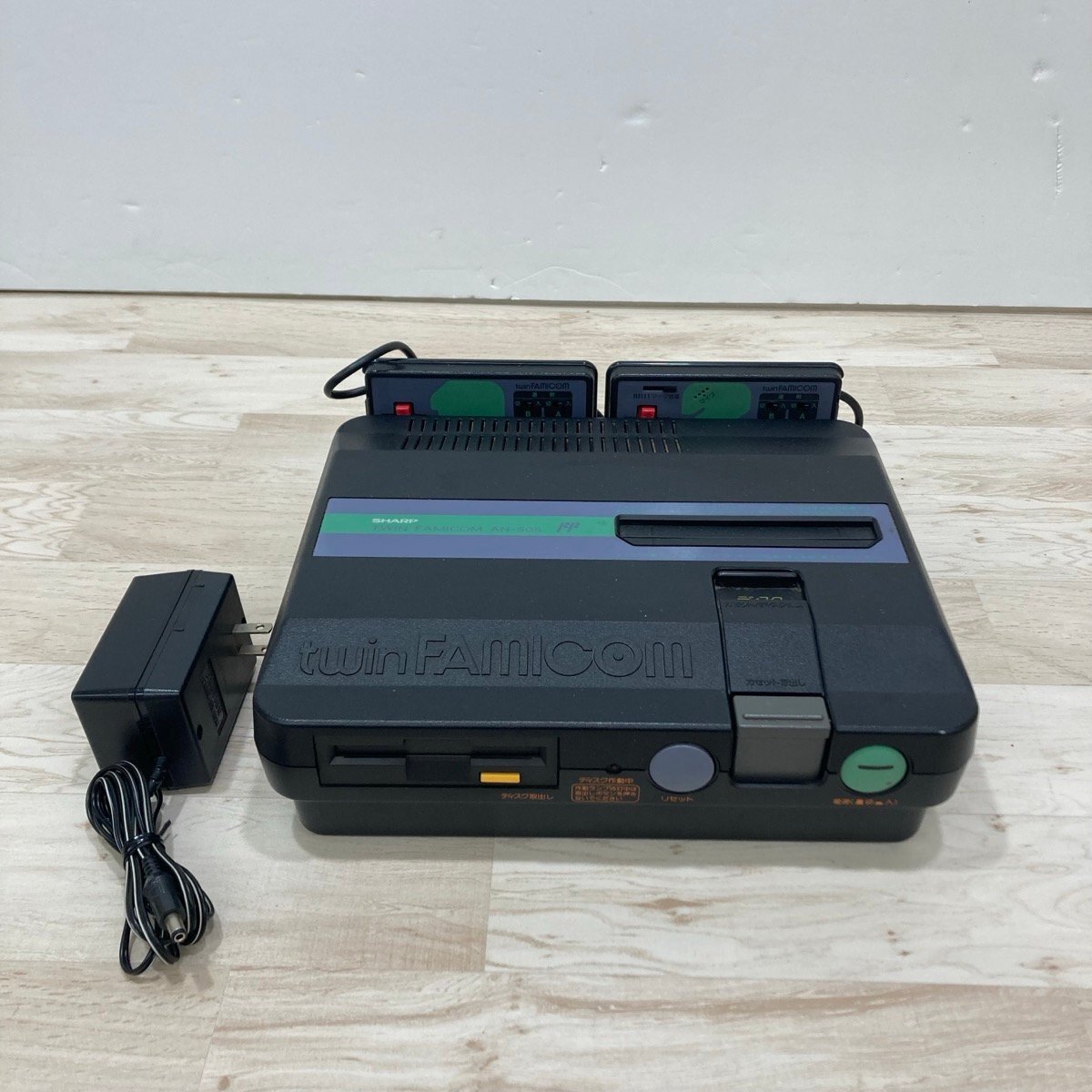 ツインファミコン 本体 AN-505-BK｜Yahoo!フリマ（旧PayPayフリマ）