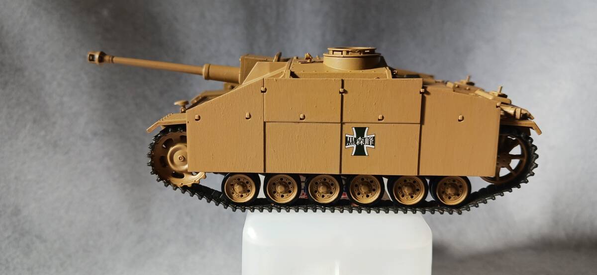 Yahoo!オークション -「Ⅲ号突撃砲g」(完成品) (戦車、軍用車両