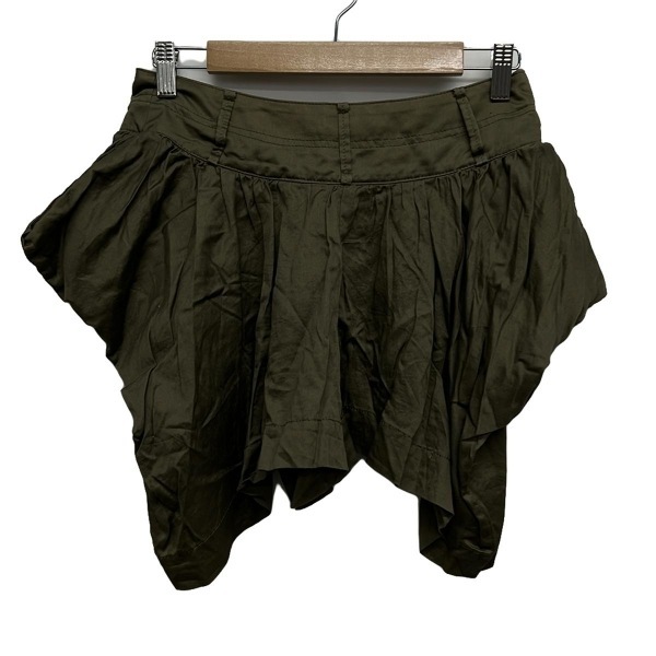 ヴィヴィアンウエストウッドレッドレーベル VivienneWestwoodRedLabel ショートパンツ サイズ2 M - カーキ レディース プリーツ ボトムス ヴィヴィアンウエストウッドレッドレーベル VivienneWestwoodRedLabel ショートパンツ サイズ2 M - カーキ レディース プリーツ ボトムス
