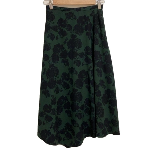 【未使用品】TOMORROWLANDトゥモローランド リーフ柄スカート38タグ付 未使用品】TOMORROWLANDトゥモローランド リーフ柄スカート38タグ付