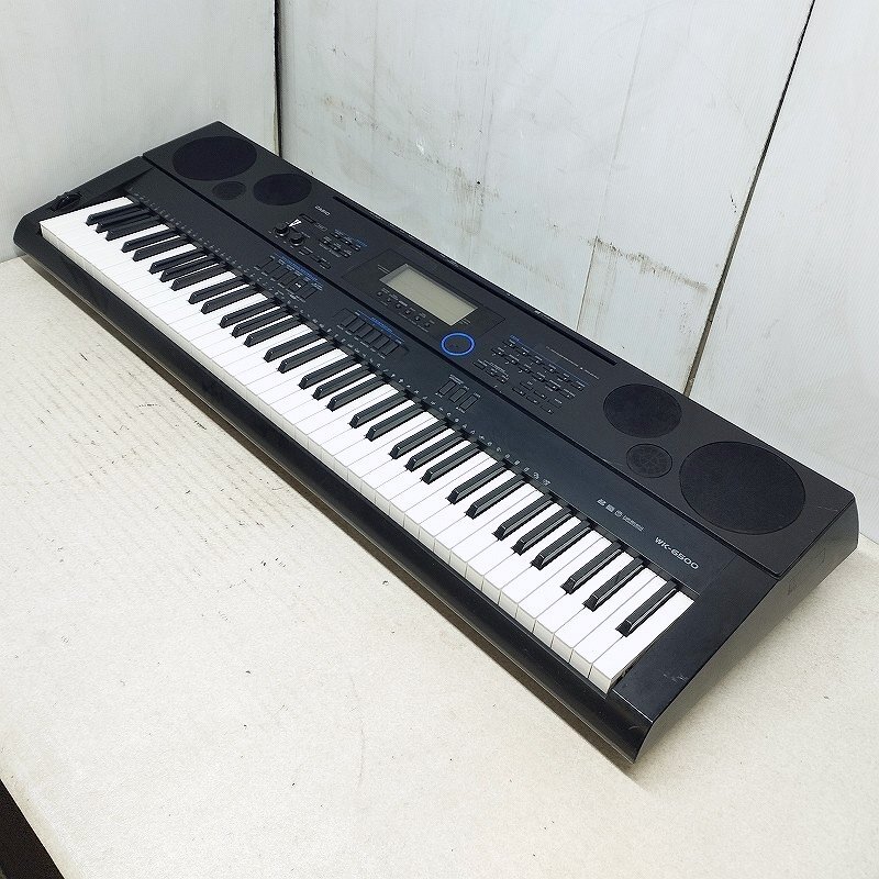 Casio WK-1800 76-Key Portable Electronic Keyboard