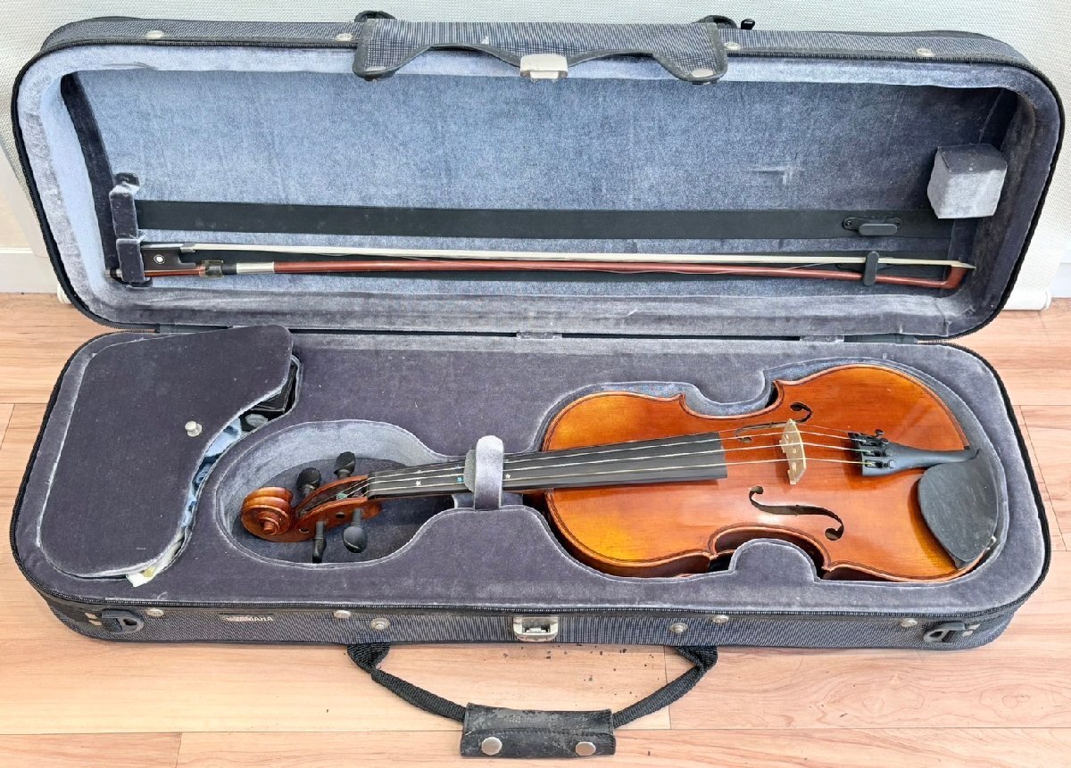 Yamaha V7SG 4/4-size Acoustic Violin