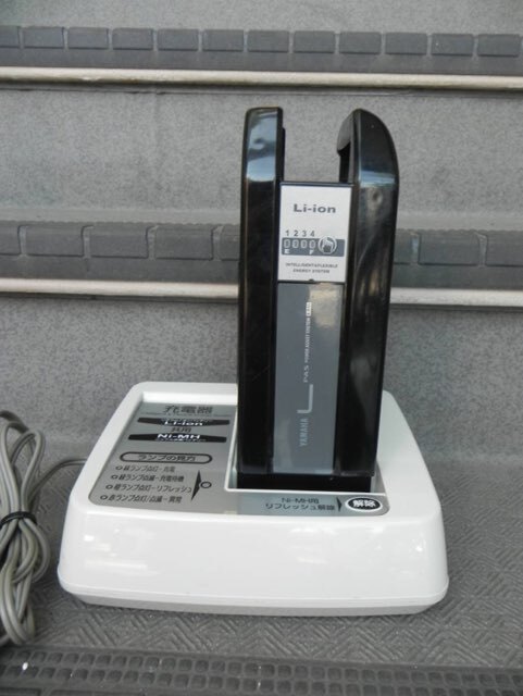  б/у * YAMAHA Yamaha электромобиль аккумулятор зарядное устройство в комплекте : X83-8212A-23 * X38-03