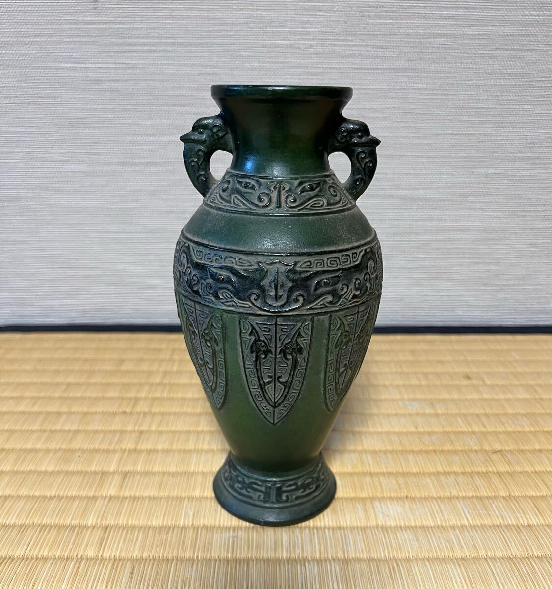 Yahoo!オークション -「青銅製花瓶」(工芸品) の落札相場・落札価格 Yahoo!オークション -「青銅製花瓶」(工芸品) の落札相場・落札価格