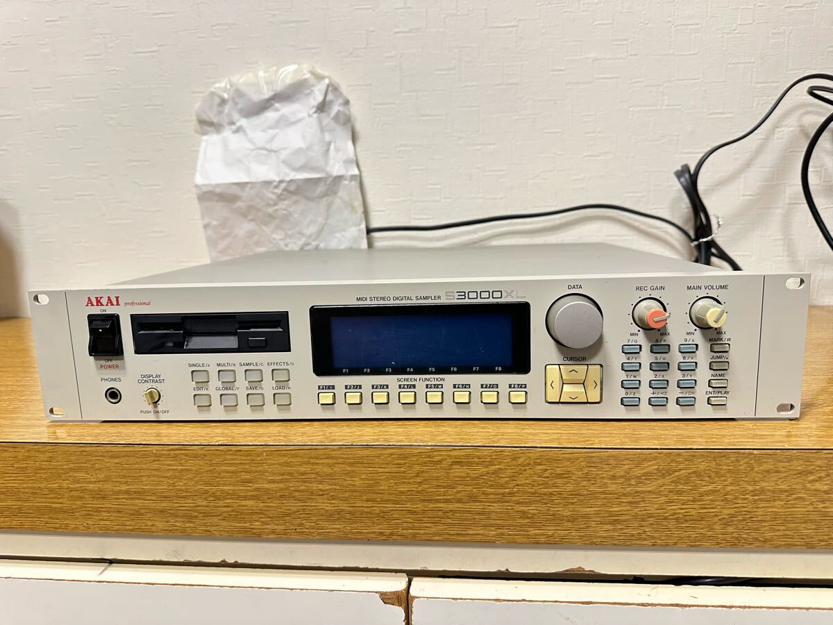 Yahoo!オークション -「akai s3000」の落札相場・落札価格 Yahoo!オークション -「akai s3000」の落札相場・落札価格