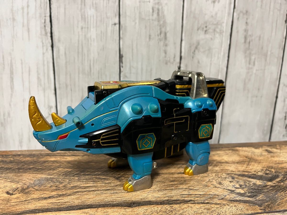 Yahoo!オークション -「ジャンク品」(百獣戦隊ガオレンジャー Yahoo!オークション -「ジャンク品」(百獣戦隊ガオレンジャー