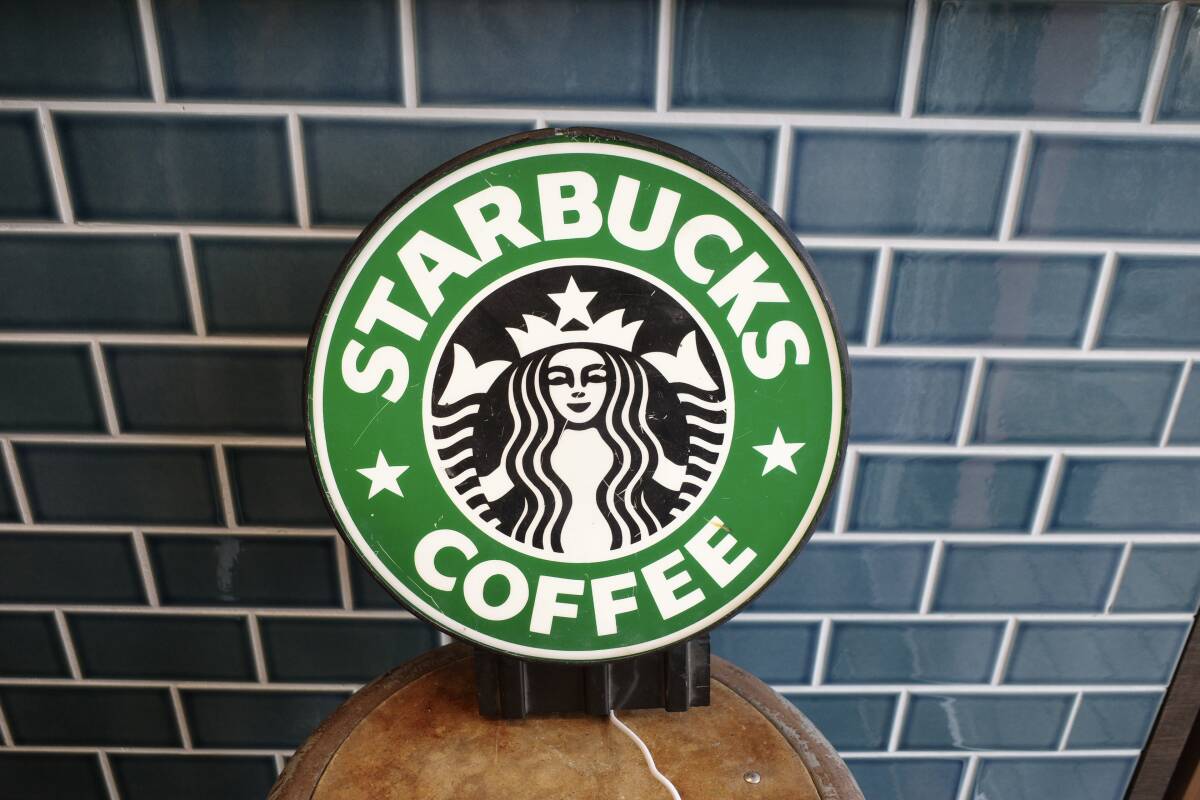 USA スターバックス アクリル 看板 ストアディスプレイ サイン 店舗用 Yahoo!オークション -「スターバックス看板」の落札相場・落札価格