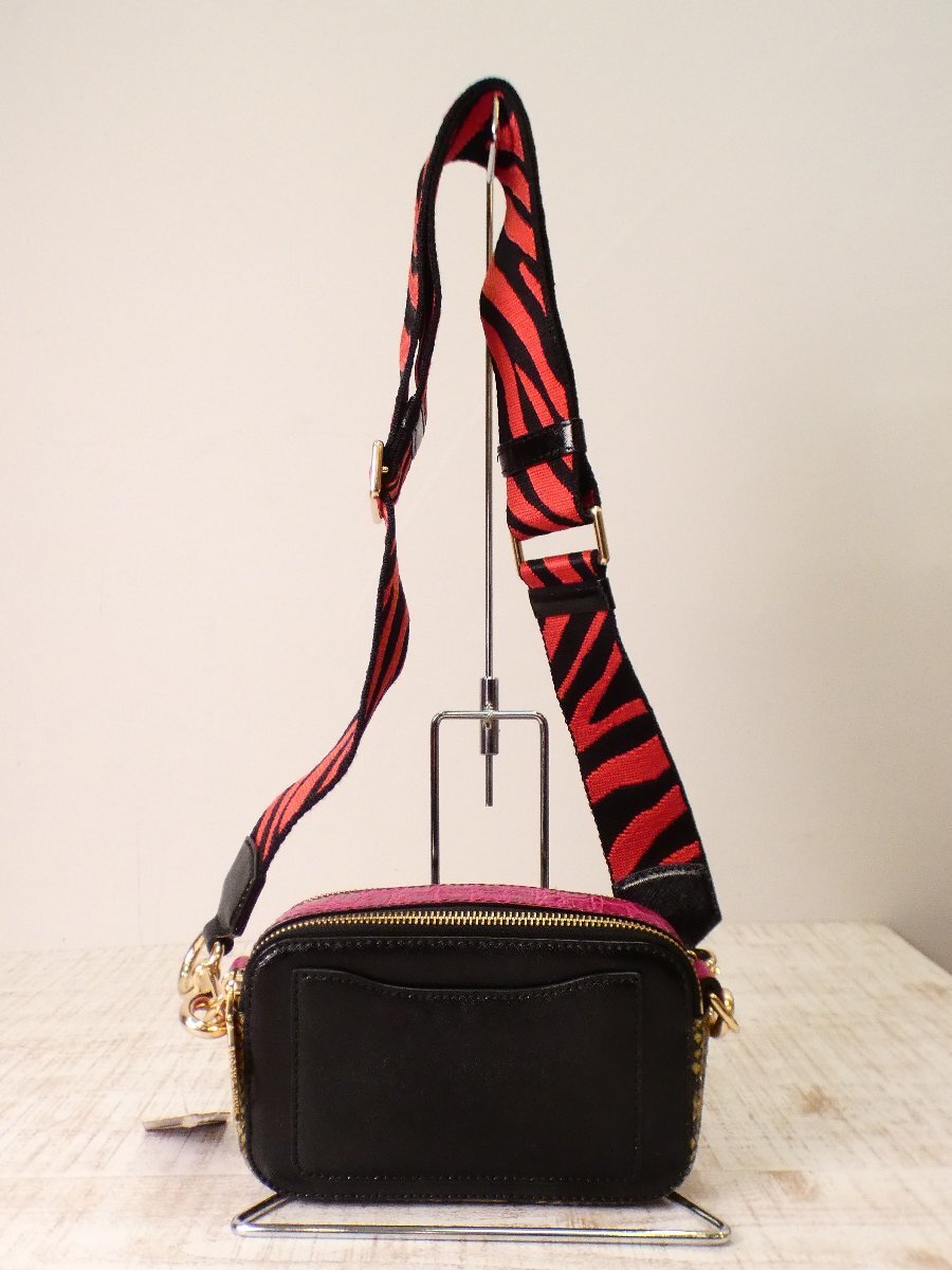 マークジェイコブス MARC JACOBS THE SNAPSHOT ショルダーバッグ【L's/アニマル柄 他/Sランク】a5CF マークジェイコブス MARC JACOBS THE SNAPSHOT ショルダーバッグ【L's/アニマル柄 他/Sランク】a5CF