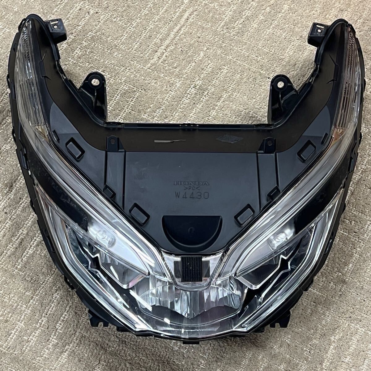 Yahoo!オークション -「pcx」(ヘッドライト) (純正品)の落札相場 Yahoo!オークション -「pcx」(ヘッドライト) (純正品)の落札相場