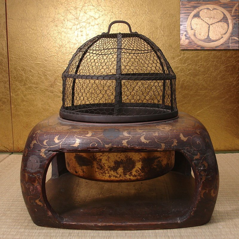 Yahoo!オークション -「徳川 三つ葉葵」(漆芸) (工芸品)の落札 Yahoo!オークション -「徳川 三つ葉葵」(漆芸) (工芸品)の落札