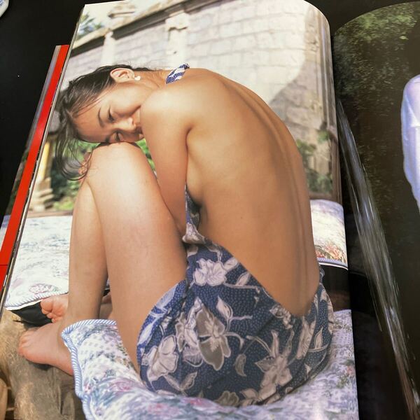 25-2-11『 三浦早苗 写真集 Border-Less 』セクシーショット ぶんか社 【匿名配送】