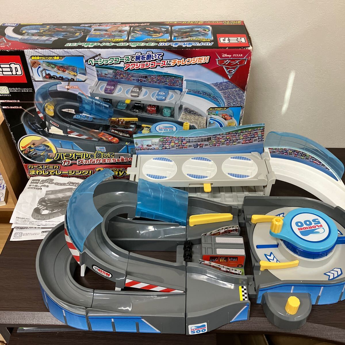 カーズトミカ おまとめ品 タカラトミー サーキット レース Yahoo!オークション -「トミカカーズサーキット」(おもちゃ