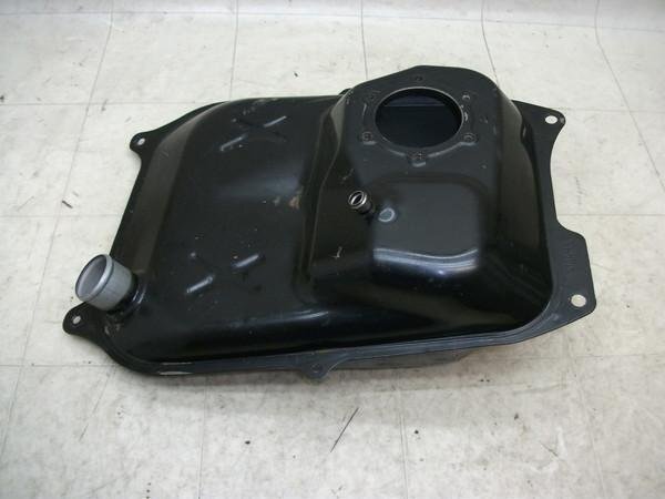 HT2490 シグナスX125/CYGNUS ガソリンタンク LPRSE37107-