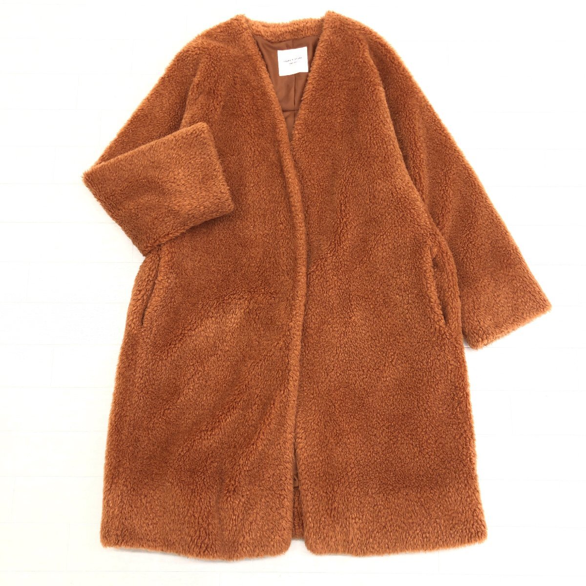 【新品・未使用】テディベアコート MAX MARAテディベアコートSNAP】元テレビ東京・秋元玲奈さんの